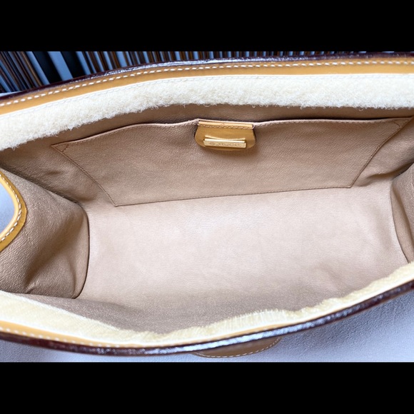 Gucci bag, Gucci Supreme, Gucci Clutch, Pristine Condition, Classy Clutch - Picture 5 of 16